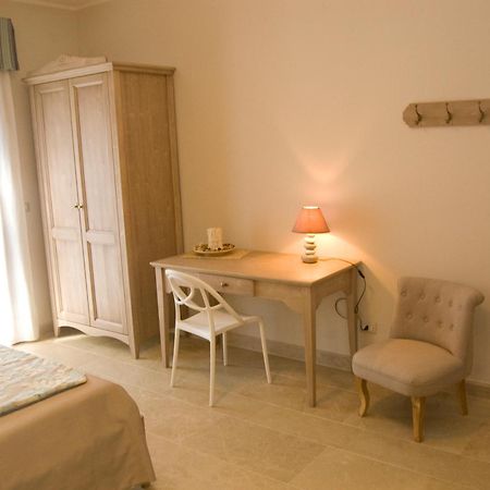 B&B Le Antiche Cisterne Tremestieri Etneo Buitenkant foto