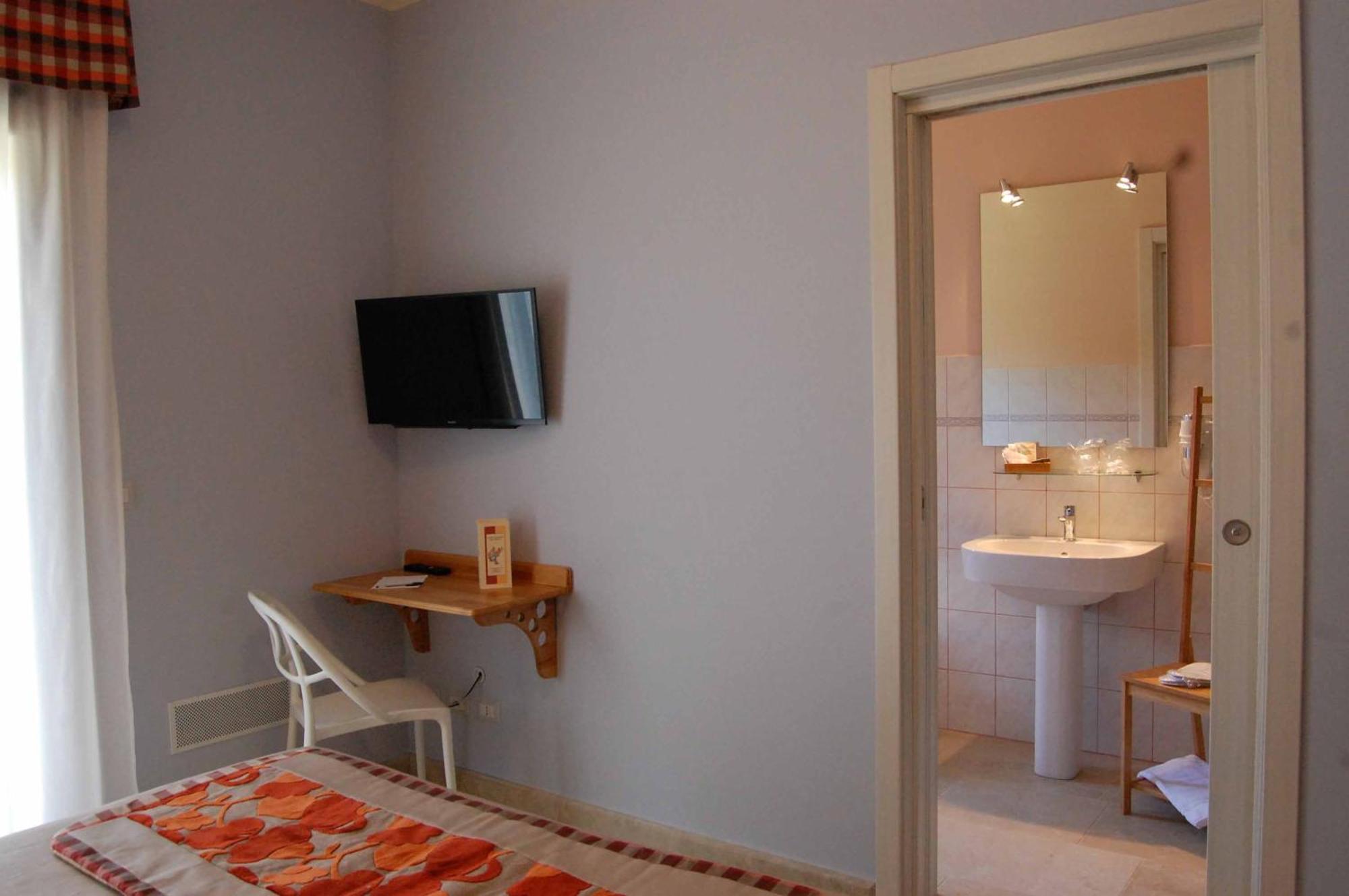 B&B Le Antiche Cisterne Tremestieri Etneo Buitenkant foto